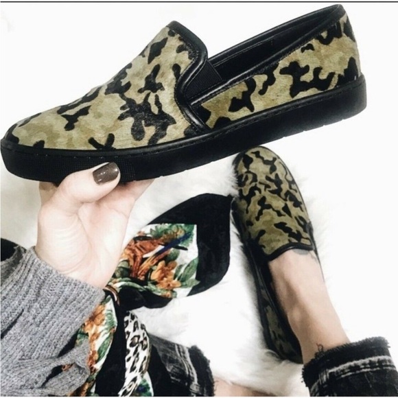 LOGO by Lori Goldstein Vicki Pony Jacquardo Slip on Sneaker 7 - Picture 2 of 10